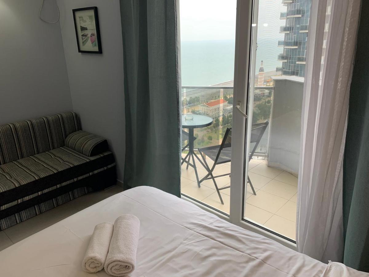 Luxury Inn Orbi Batumi Exterior photo