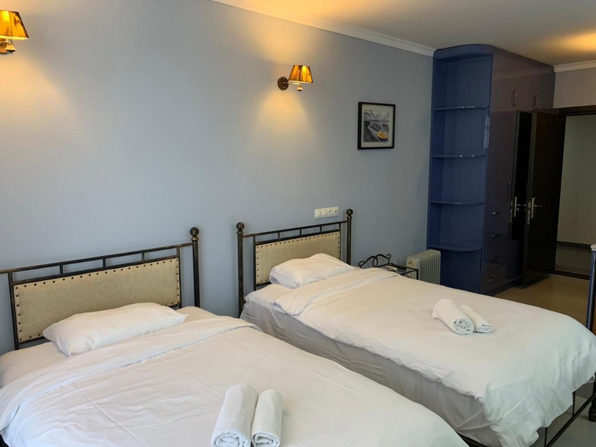 Luxury Inn Orbi Batumi Exterior photo
