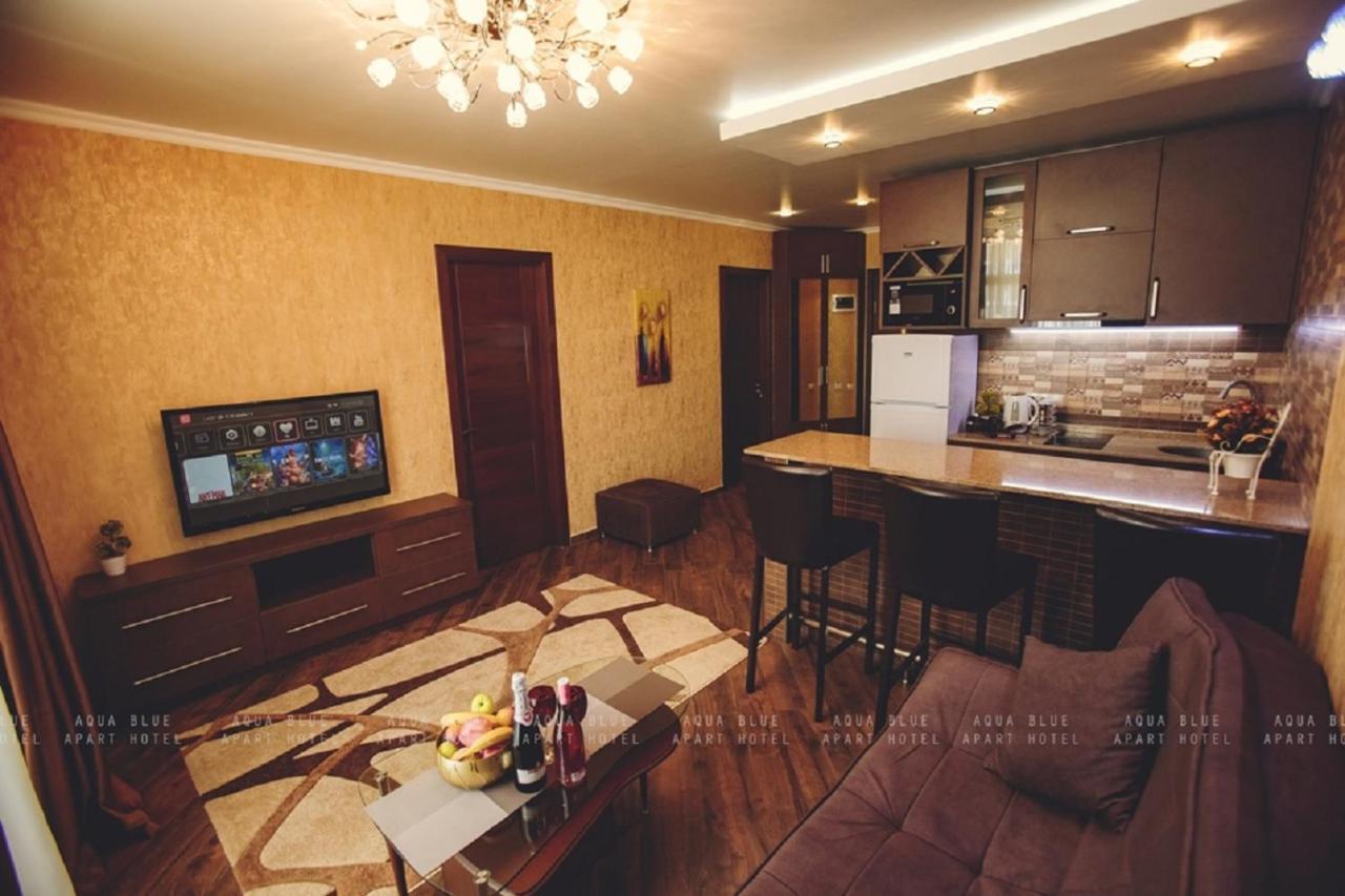 Luxury Inn Orbi Batumi Exterior photo