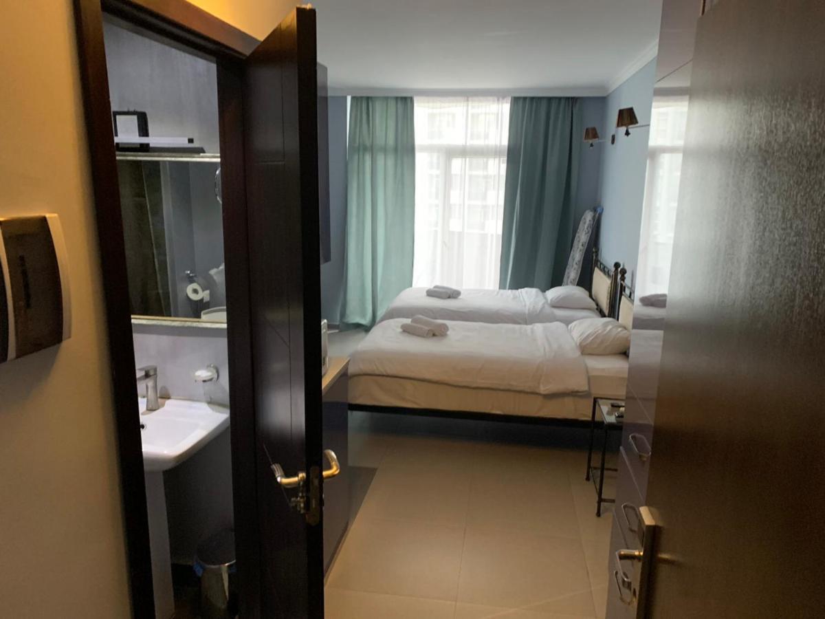 Luxury Inn Orbi Batumi Exterior photo