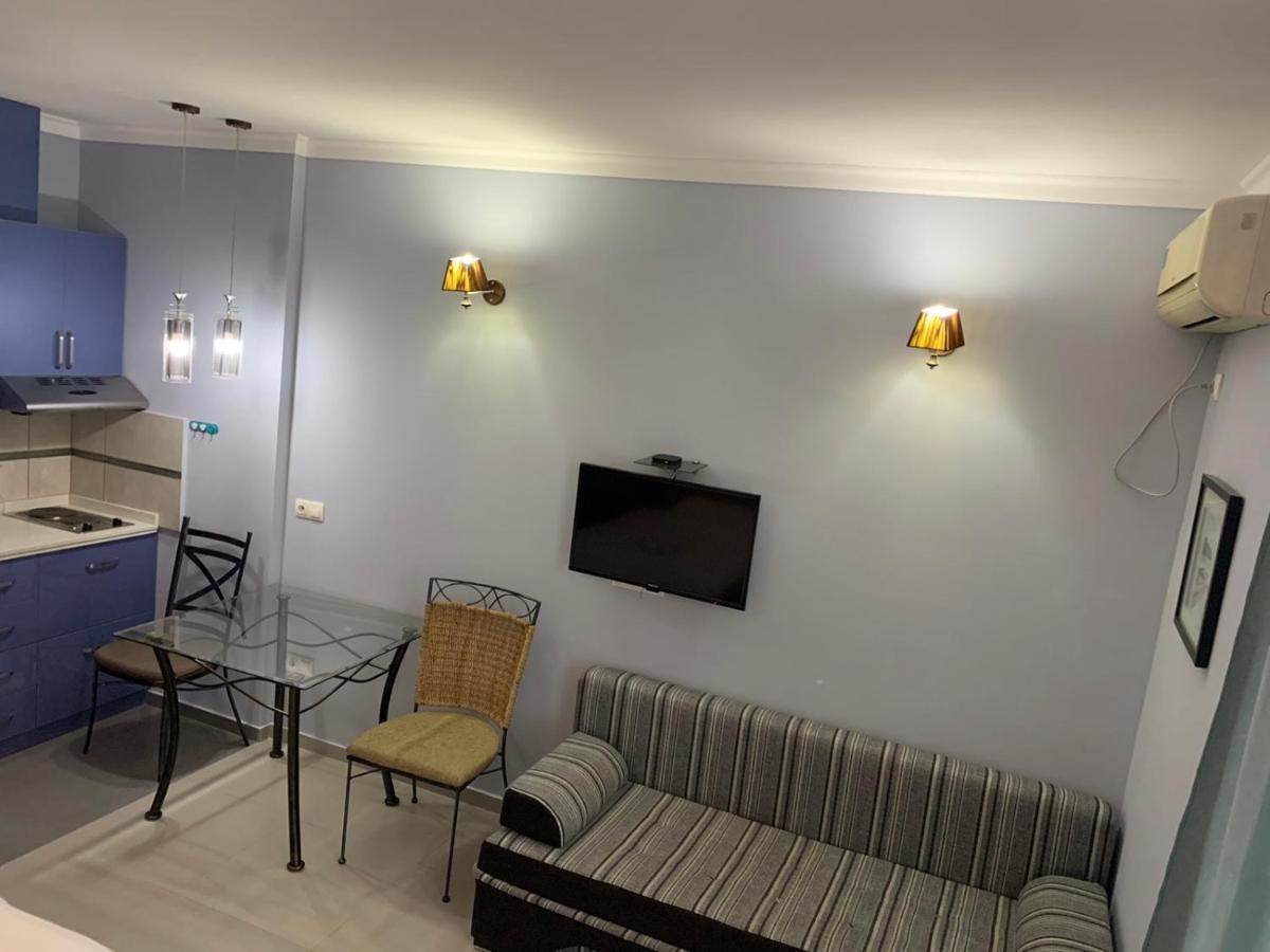 Luxury Inn Orbi Batumi Exterior photo