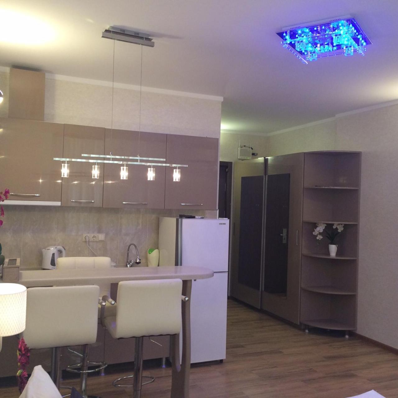 Luxury Inn Orbi Batumi Exterior photo