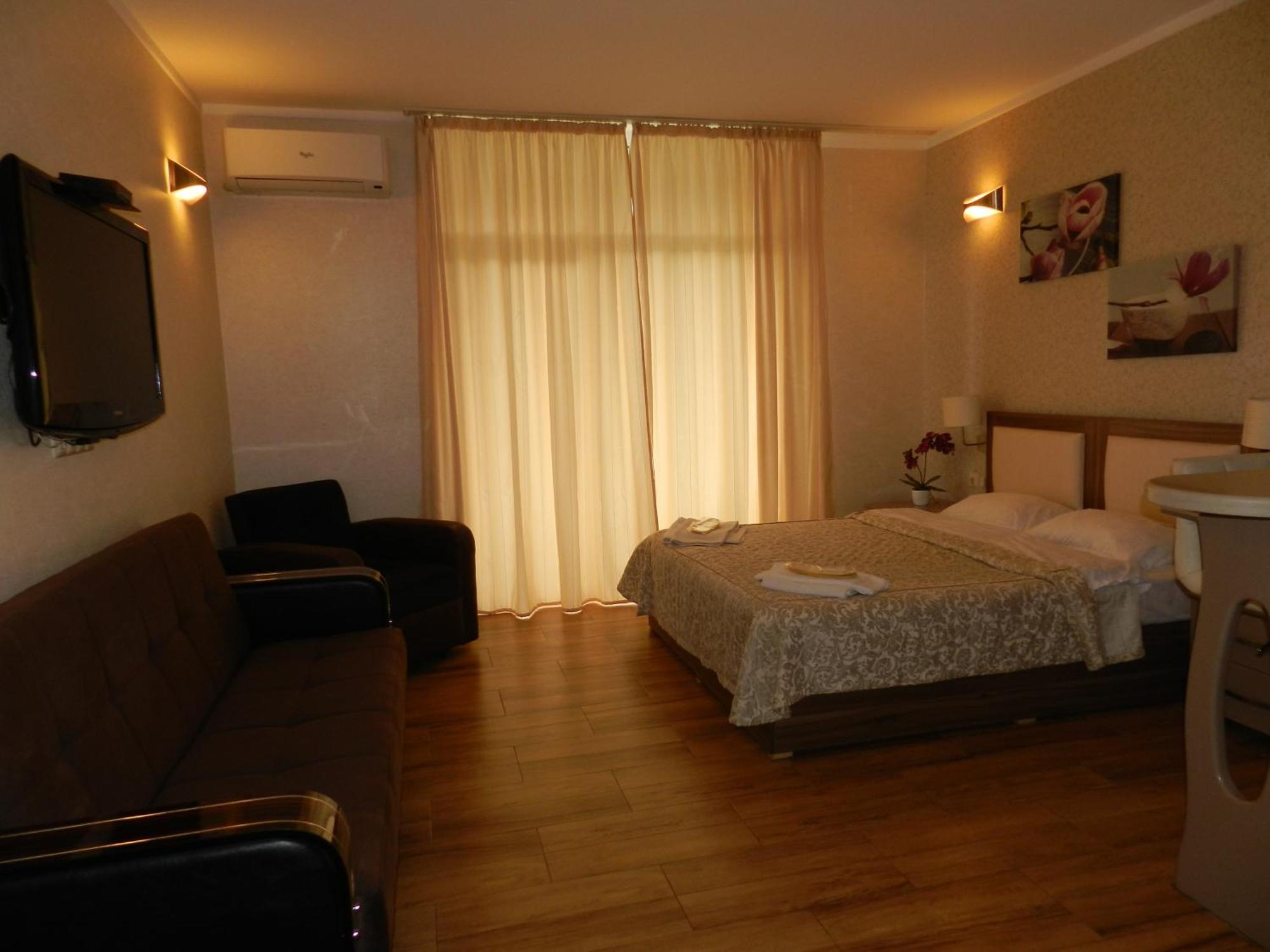 Luxury Inn Orbi Batumi Exterior photo